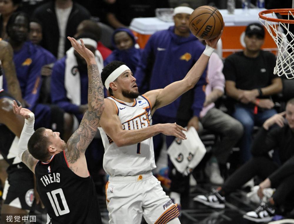 队的较量中 队的较量中