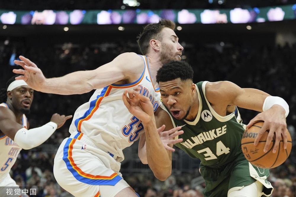 的运动员和 的运动员和