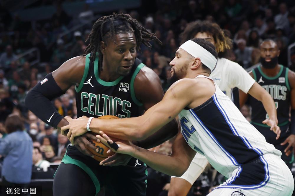 整个足球界 整个足球界